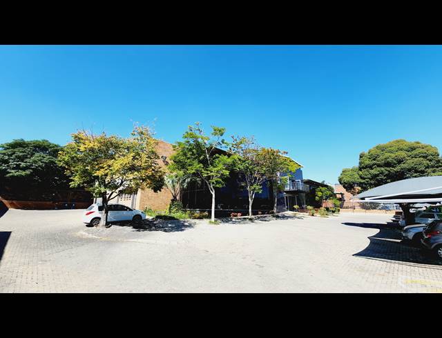 2,221M² SHOWROOM TO LET IN NORTH RIDING